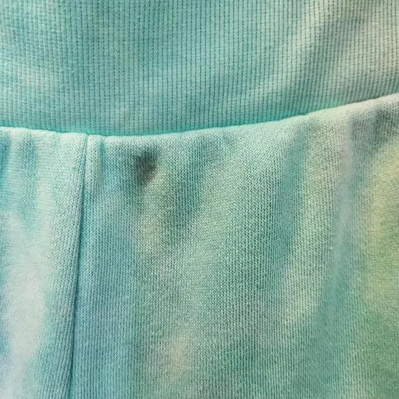 Victoria Secret ON POINT Aqua Tie-Dye Shorts- Size XL NWT - Picture 3 of 8